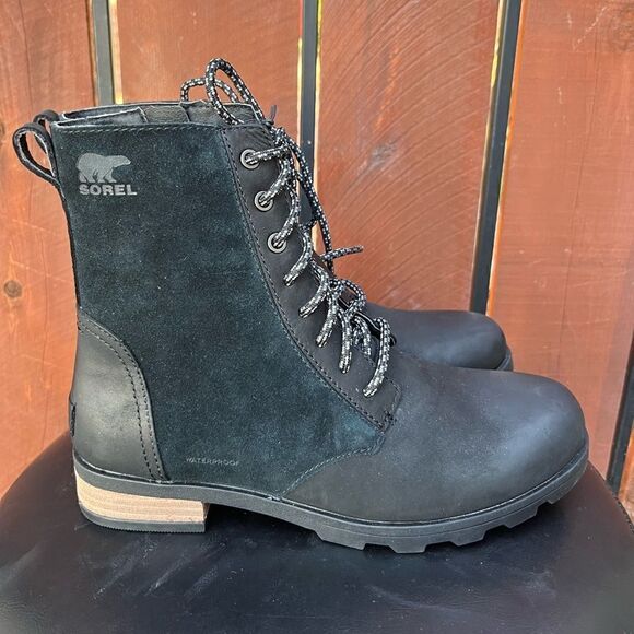 NWT Sorel Emelie Short Lace Boot size 7 Black - Picture 3 of 9